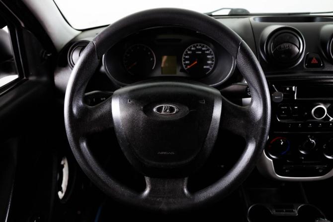 Lada (ВАЗ) Granta I с пробегом 2018 года, цена 399 000 рублей, 256508 км, седан, Автокод Объявления