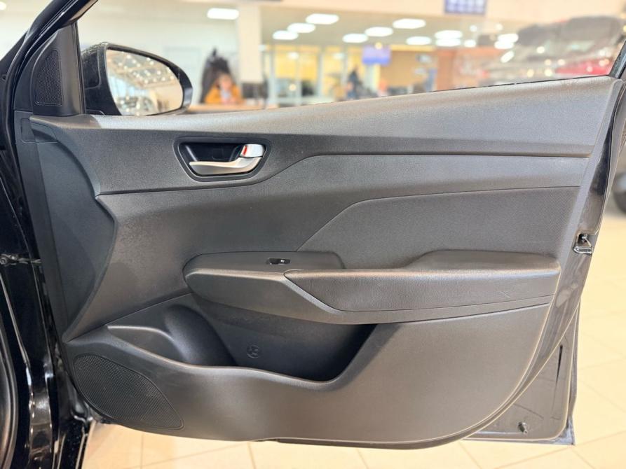 Hyundai Solaris II Москва  - изображение 16