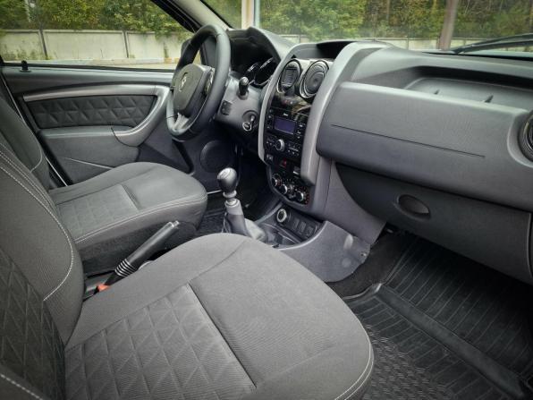 Renault Duster I Рестайлинг с пробегом 2017 года, цена 1 199 500 рублей, 164000 км, внедорожник, Автокод Объявления