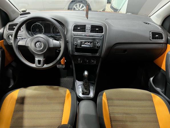 Volkswagen Polo V с пробегом 2011 года, цена 740 000 рублей, 117443 км, хэтчбек, Автокод Объявления