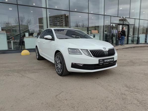Skoda Octavia III (A7) Рестайлинг с пробегом 2020 года, цена 1 662 500 рублей, 96000 км, лифтбек, Автокод Объявления