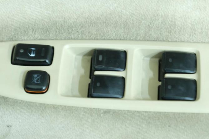 Toyota Ipsum II (M20) с пробегом 2003 года, цена 739 000 рублей, 229740 км, компактвэн, Автокод Объявления