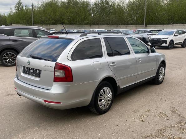 Skoda Octavia II (A5) Рестайлинг с пробегом 2012 года, цена 649 000 рублей, 281988 км, универсал, Автокод Объявления