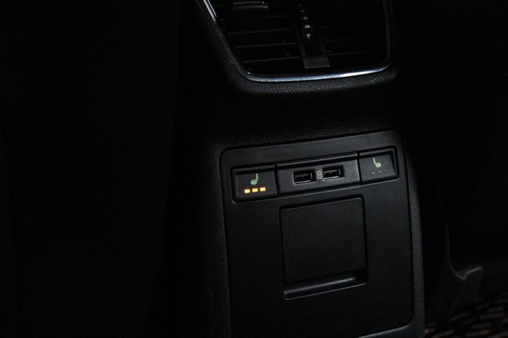 Skoda Octavia III (A7) Рестайлинг Москва  - изображение 9