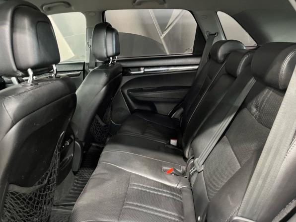 Kia Sorento II Рестайлинг с пробегом 2012 года, цена 1 260 000 рублей, 358934 км, внедорожник, Автокод Объявления