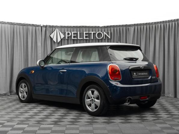 Mini Hatch III (F55/F56) с пробегом 2018 года, цена 1 420 000 рублей, 153302 км, хэтчбек, Автокод Объявления