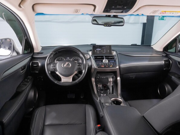 Lexus NX I с пробегом 2017 года, цена 3 129 000 рублей, 71823 км, внедорожник, Автокод Объявления