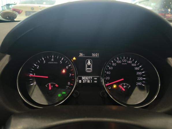 Nissan Qashqai I Рестайлинг с пробегом 2012 года, цена 998 000 рублей, 303000 км, внедорожник, Автокод Объявления