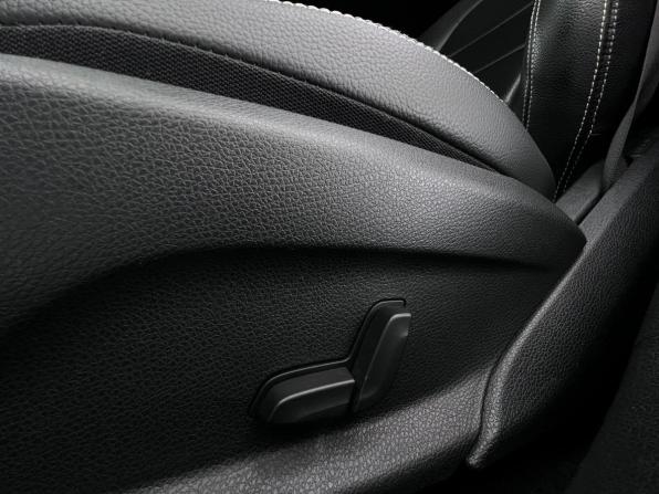 Mercedes-Benz C-Класс IV (W205) с пробегом 2018 года, цена 2 450 000 рублей, 130800 км, седан, Автокод Объявления