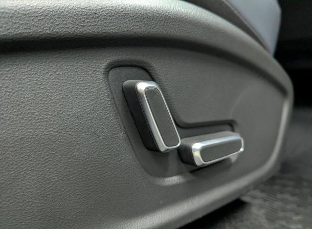 Geely Atlas II с пробегом 2024 года, цена 2 950 000 рублей, 12734 км, внедорожник, Автокод Объявления