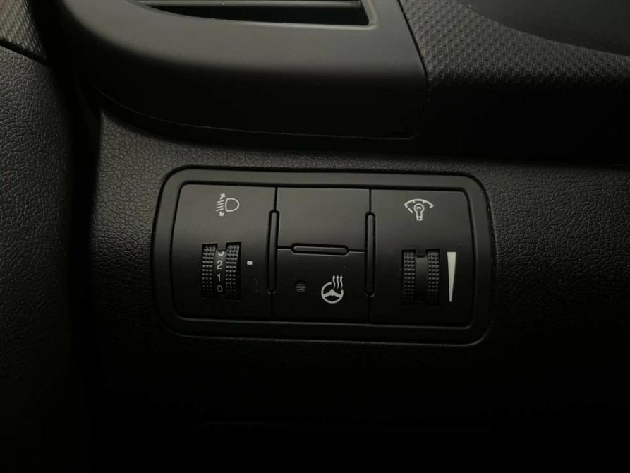 Hyundai Solaris I Рестайлинг Псков  - изображение 17