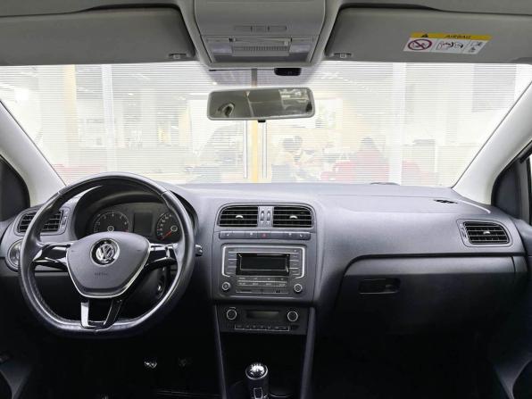 Volkswagen Polo V Рестайлинг с пробегом 2018 года, цена 1 290 000 рублей, 103550 км, седан, Автокод Объявления