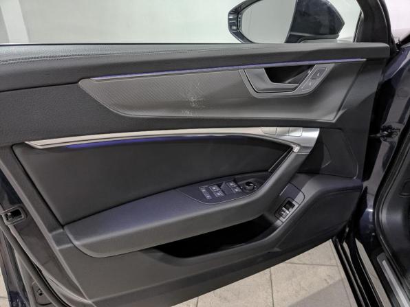 Audi A6 V (C8) с пробегом 2021 года, цена 4 950 000 рублей, 68277 км, седан, Автокод Объявления