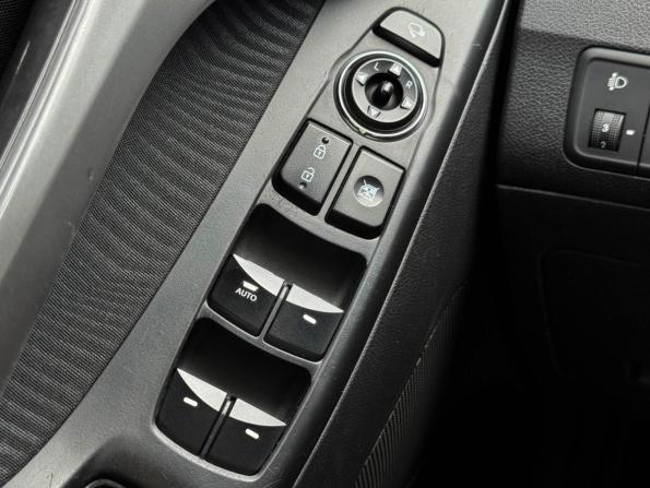 Hyundai Elantra V (MD) с пробегом 2013 года, цена 979 000 рублей, 216570 км, седан, Автокод Объявления