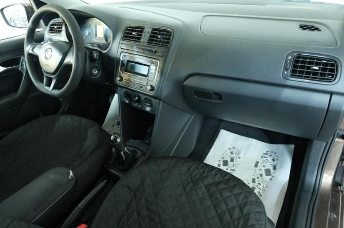 Volkswagen Polo V Рестайлинг с пробегом 2019 года, цена 849 000 рублей, 300217 км, седан, Автокод Объявления