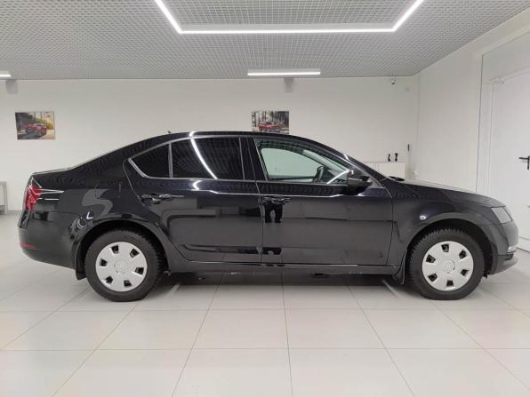 Skoda Octavia III (A7) Рестайлинг с пробегом 2019 года, цена 1 450 000 рублей, 138171 км, лифтбек, Автокод Объявления