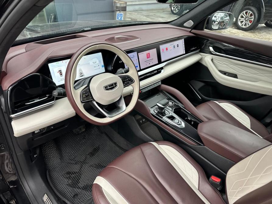 Geely Monjaro I Москва  - изображение 16