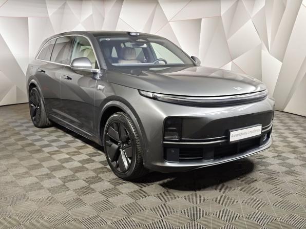 Li Auto (Lixiang) L7 I Рестайлинг с пробегом 2025 года, цена 7 200 000 рублей, 41882 км, внедорожник, Автокод Объявления