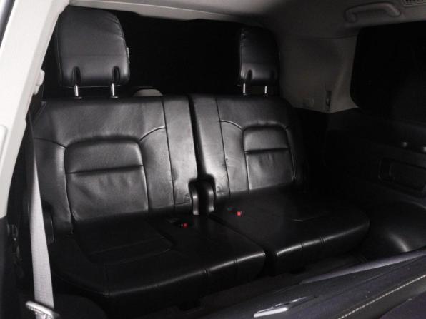 Toyota Land Cruiser 200 Series Рестайлинг 1 с пробегом 2012 года, цена 3 910 000 рублей, 323017 км, внедорожник, Автокод Объявления
