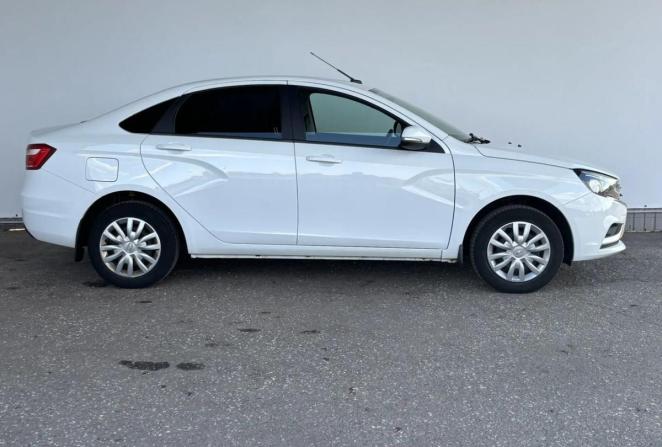 Lada (ВАЗ) Vesta I с пробегом 2021 года, цена 885 000 рублей, 93390 км, седан, Автокод Объявления