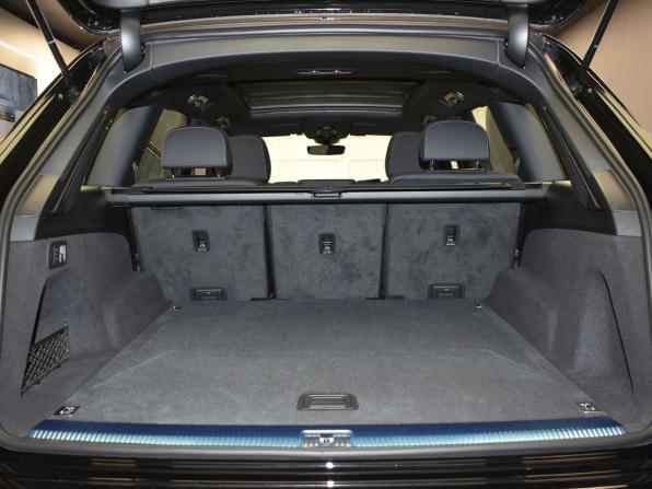 Audi Q7 II (4M) Рестайлинг 2 с пробегом 2024 года, цена 10 999 000 рублей, 23 км, внедорожник, Автокод Объявления