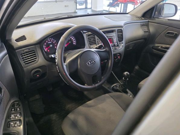 Kia Rio II Рестайлинг с пробегом 2011 года, цена 420 000 рублей, 152460 км, хэтчбек, Автокод Объявления