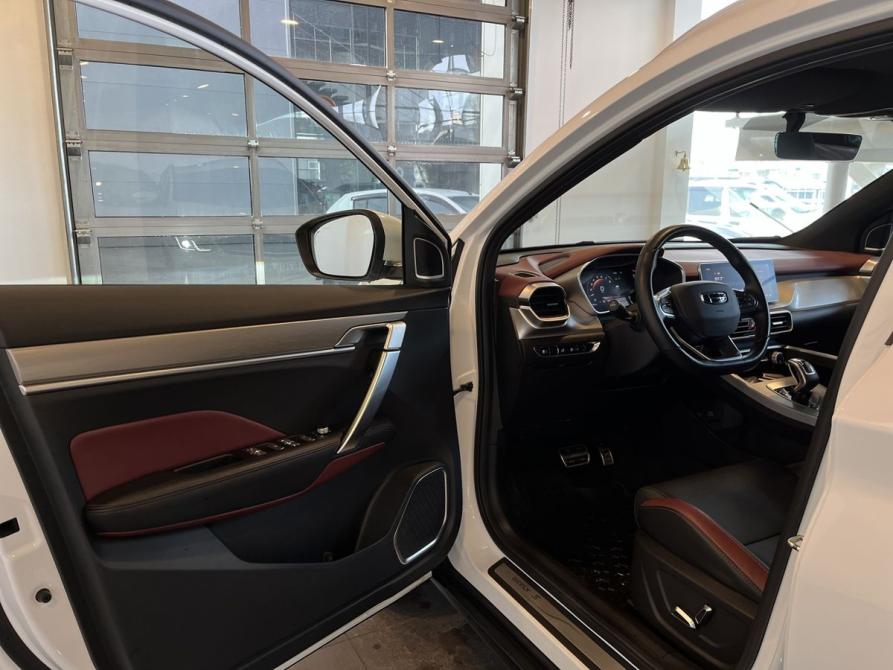 Geely Coolray I Чебоксары  - изображение 18