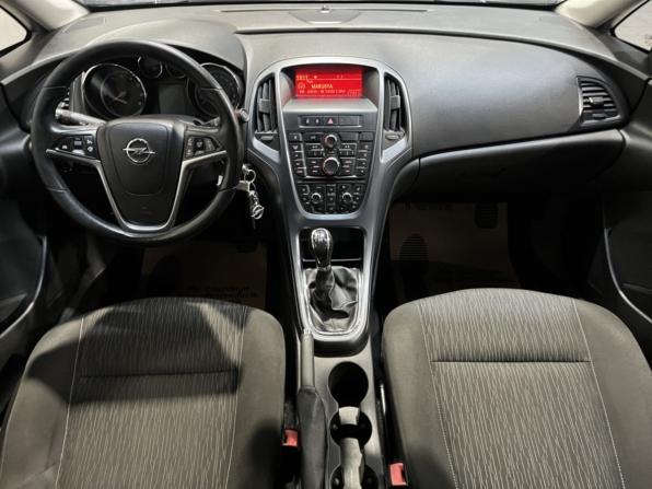 Opel Astra J с пробегом 2012 года, цена 725 000 рублей, 234332 км, хэтчбек, Автокод Объявления