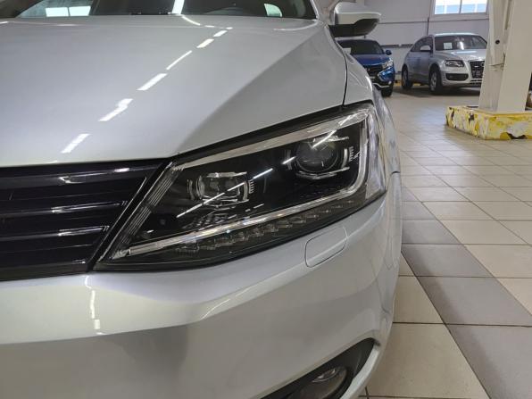 Volkswagen Jetta VI с пробегом 2011 года, цена 805 000 рублей, 298000 км, седан, Автокод Объявления