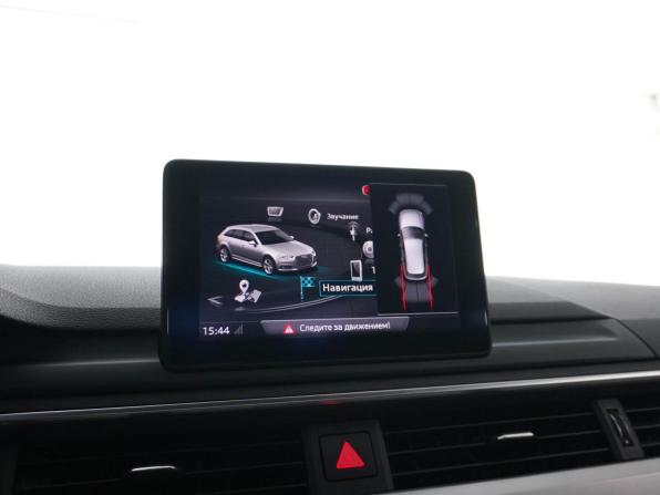 Audi A4 V (B9) с пробегом 2019 года, цена 2 353 055 рублей, 137932 км, универсал, Автокод Объявления