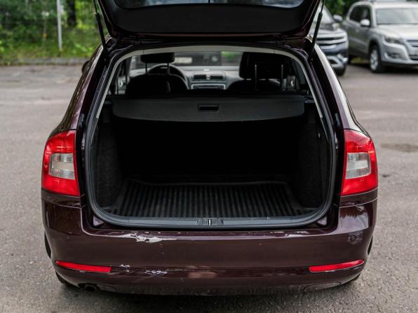 Skoda Octavia II (A5) Рестайлинг с пробегом 2012 года, цена 749 000 рублей, 156517 км, лифтбек, Автокод Объявления