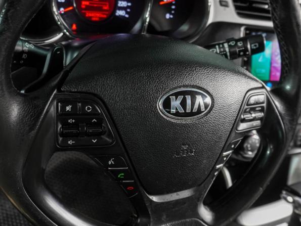 Kia Ceed II с пробегом 2013 года, цена 949 000 рублей, 244090 км, хэтчбек, Автокод Объявления