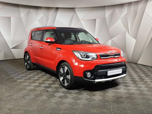 Kia Soul II Рестайлинг с пробегом 2018 года, цена 1 519 000 рублей, 123709 км, хэтчбек, Автокод Объявления