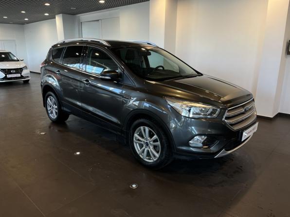 Ford Kuga II Рестайлинг с пробегом 2018 года, цена 1 650 000 рублей, 76500 км, внедорожник, Автокод Объявления