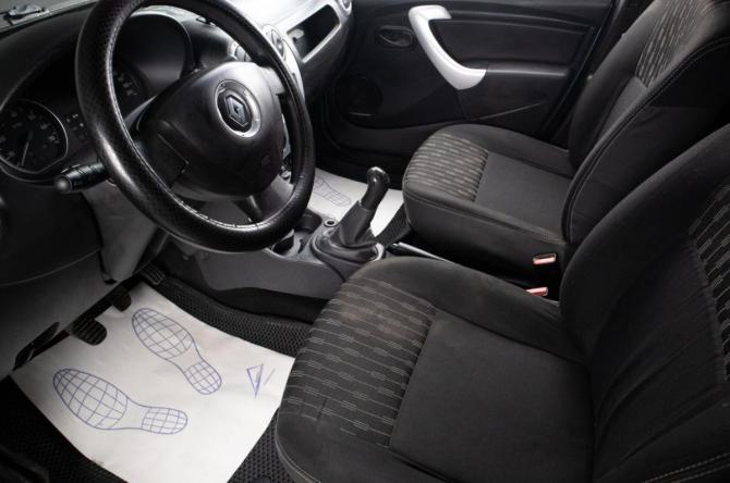 Renault Logan I Рестайлинг с пробегом 2013 года, цена 469 000 рублей, 211671 км, седан, Автокод Объявления