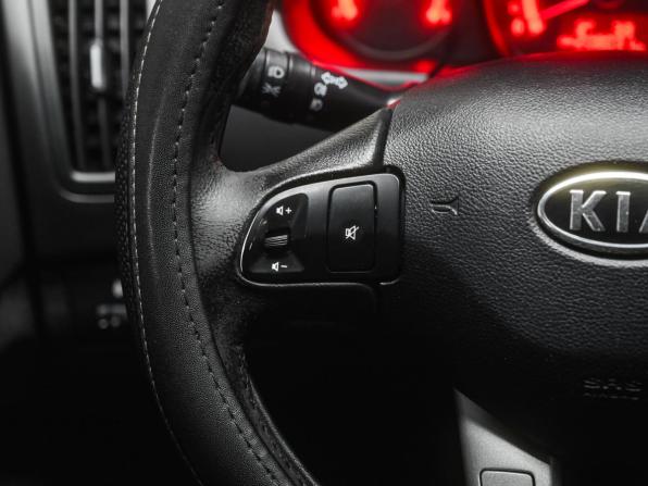 Kia Ceed I Рестайлинг с пробегом 2011 года, цена 699 000 рублей, 208031 км, хэтчбек, Автокод Объявления