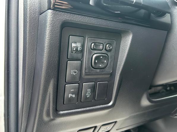 Toyota Land Cruiser Prado 150 Series Рестайлинг 1 с пробегом 2015 года, цена 3 750 000 рублей, 198605 км, внедорожник, Автокод Объявления