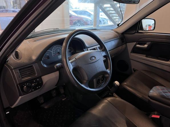 Lada (ВАЗ) Priora I с пробегом 2012 года, цена 266 000 рублей, 188212 км, хэтчбек, Автокод Объявления