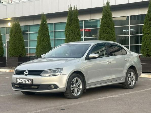 Volkswagen Jetta VI с пробегом 2011 года, цена 990 000 рублей, 210000 км, седан, Автокод Объявления