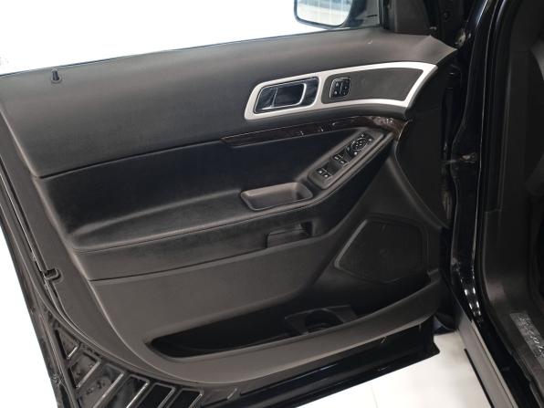 Ford Explorer V с пробегом 2015 года, цена 1 930 000 рублей, 175145 км, внедорожник, Автокод Объявления