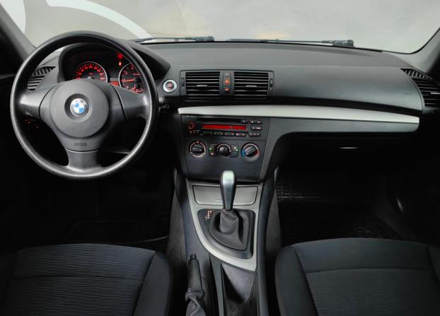BMW 1 серии I (E81/E82/E87/E88) Рестайлинг с пробегом 2008 года, цена 685 000 рублей, 229768 км, хэтчбек, Автокод Объявления