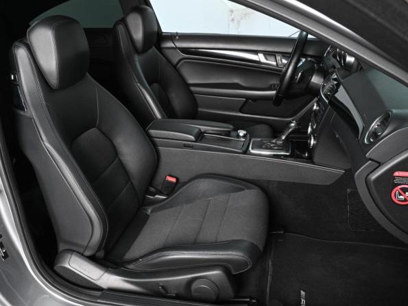 Mercedes-Benz C-Класс III (W204) Рестайлинг с пробегом 2012 года, цена 1 619 000 рублей, 218459 км, купе, Автокод Объявления