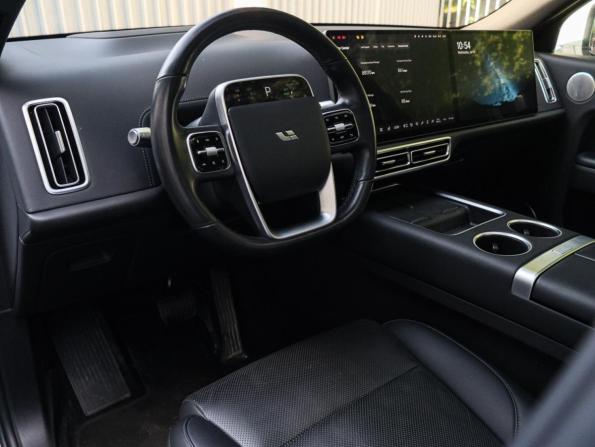 Li Auto (Lixiang) L7 I с пробегом 2023 года, цена 4 900 000 рублей, 88169 км, внедорожник, Автокод Объявления