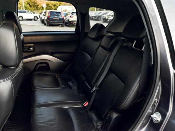 Mitsubishi Outlander II с пробегом 2007 года, цена 899 000 рублей, 284810 км, внедорожник, Автокод Объявления