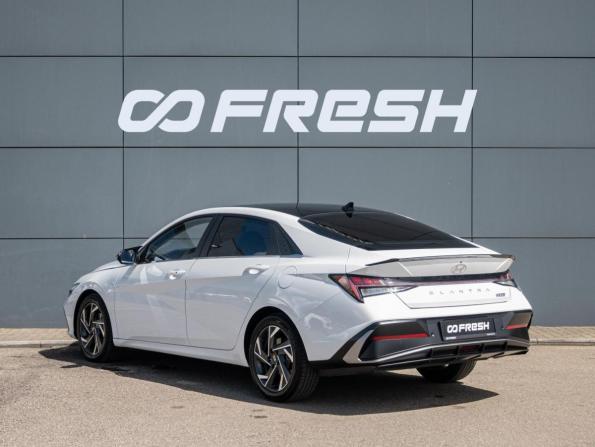 Hyundai Elantra VII (CN7) Рестайлинг с пробегом 2023 года, цена 2 270 000 рублей, 32214 км, седан, Автокод Объявления