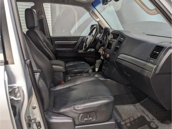 Mitsubishi Pajero IV с пробегом 2011 года, цена 1 949 000 рублей, 163000 км, внедорожник, Автокод Объявления