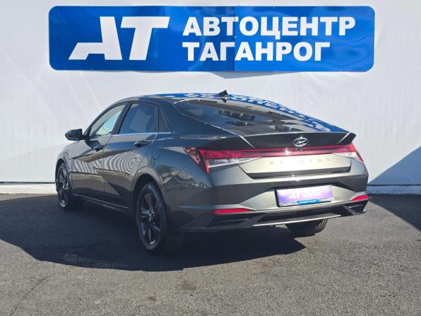 Hyundai Elantra VII (CN7) с пробегом 2021 года, цена 1 999 000 рублей, 125000 км, седан, Автокод Объявления