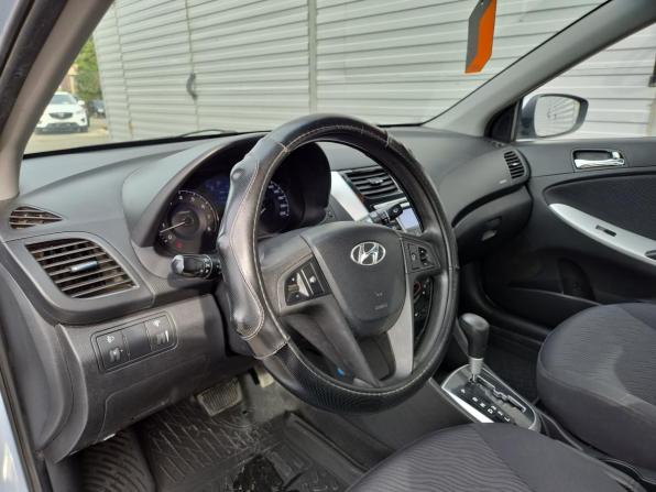Hyundai Solaris I с пробегом 2011 года, цена 797 000 рублей, 178895 км, седан, Автокод Объявления