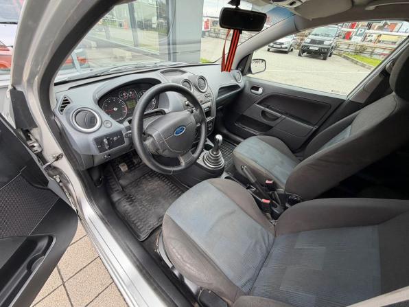 Ford Fiesta Mk5 с пробегом 2008 года, цена 520 000 рублей, 105200 км, хэтчбек, Автокод Объявления