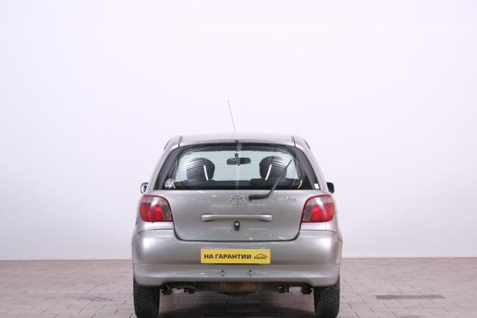 Toyota Vitz I (P10) с пробегом 2002 года, цена 399 000 рублей, 400000 км, хэтчбек, Автокод Объявления